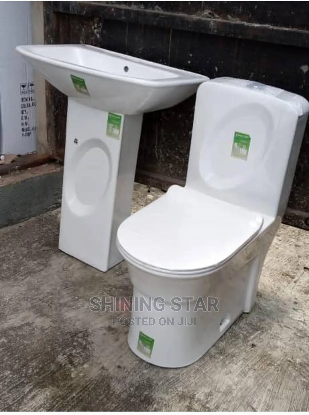 Executive White Miniset