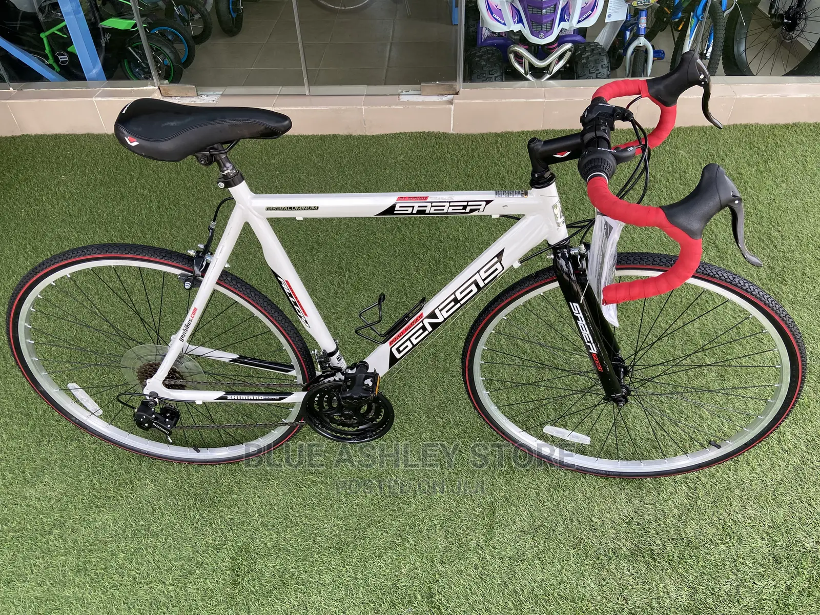 Genesis 700c Saber Men's Road Bike Medium