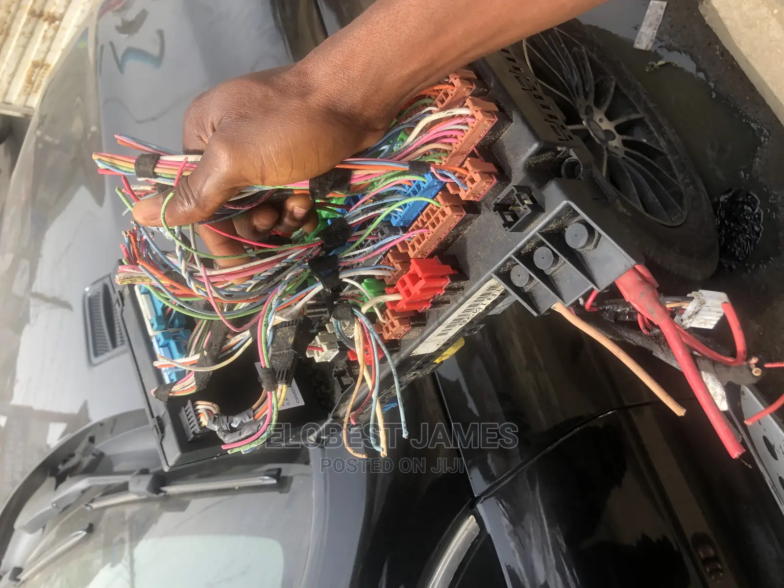 1999 Mercedes-Benz ML320 W163 Main Relay Fuse Box