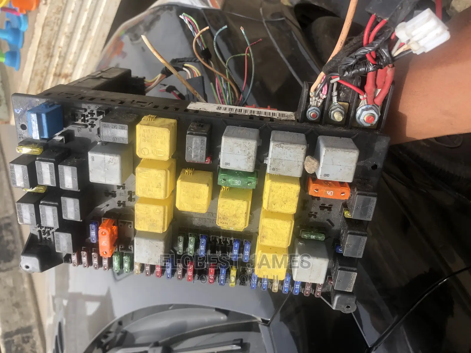 1999 Mercedes-Benz ML320 W163 Main Relay Fuse Box