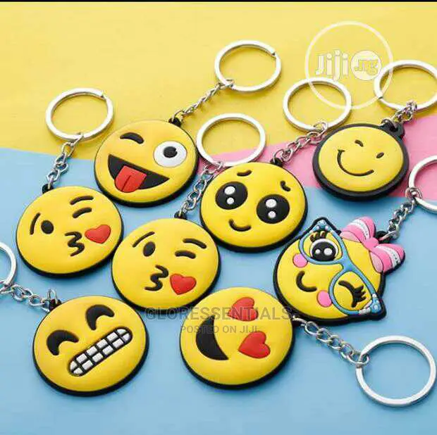 Emoji Keychain (12pcs)