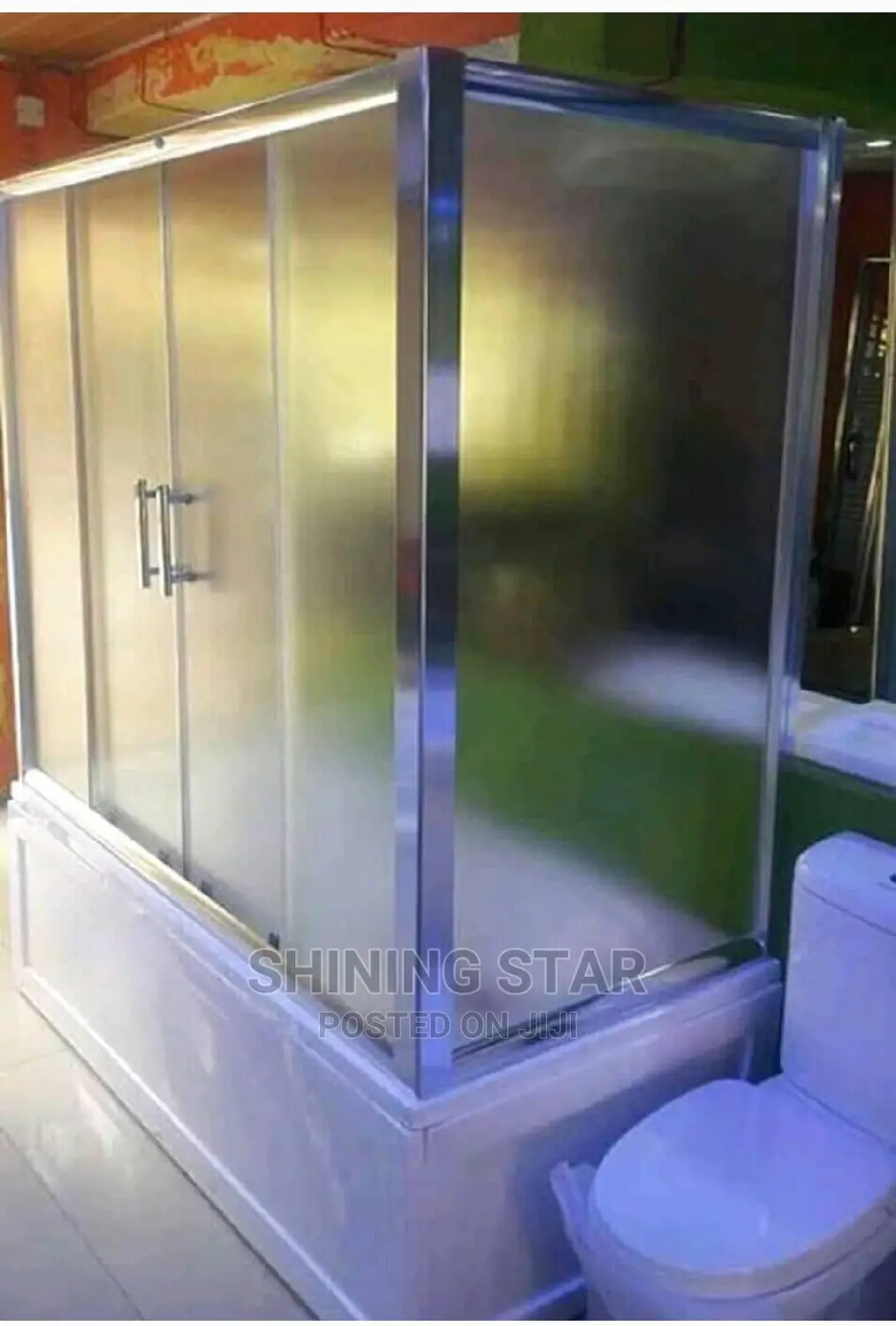 Fibre Bath Tub With Bath Glass