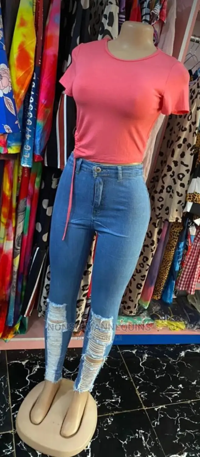 Armless Female Size 10 Plastic Mannequins