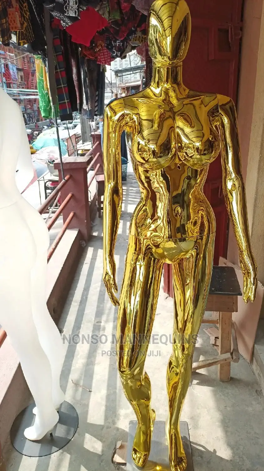 Uk Size 12 Egg Face Gold Chrome Female Mannequins