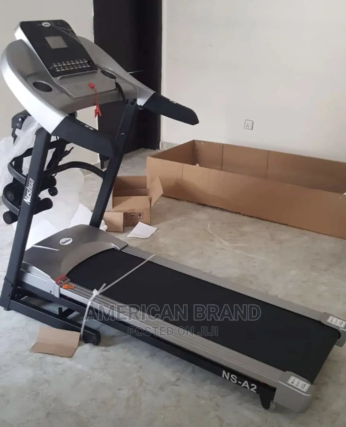 Newly Arrival 2.5hp Treadmill With Massager, Mp3, and Sit Up