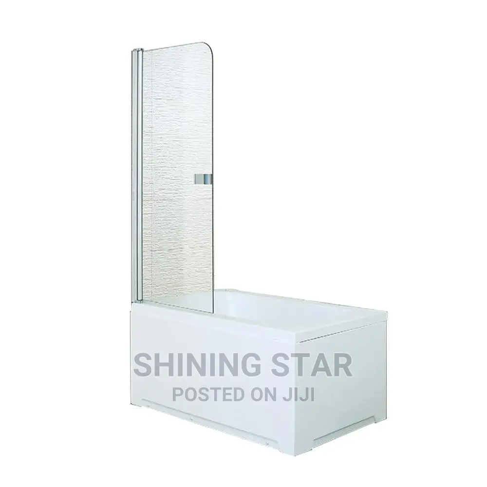 Bath Tub With Half Bath Glass
