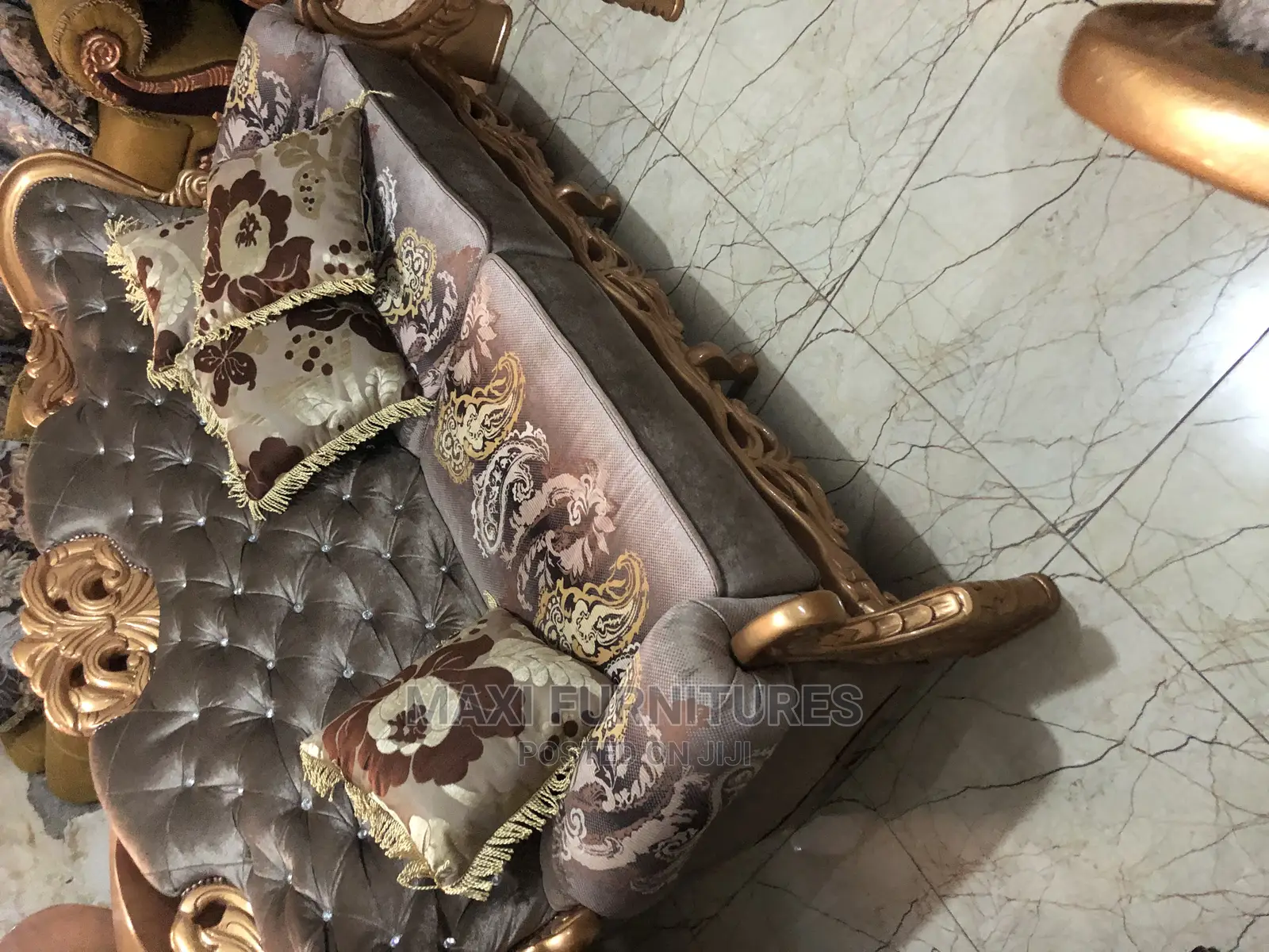 Executive Royal Chair