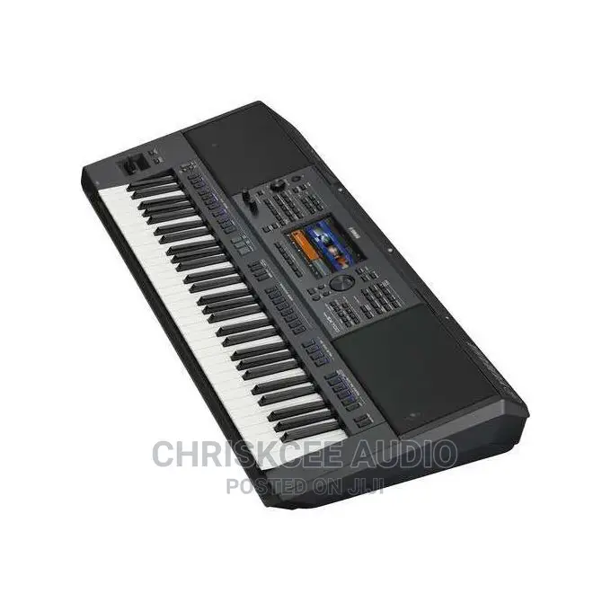 Yamaha PSR-SX700 61-Key Mid-Level Arranger Keyboard