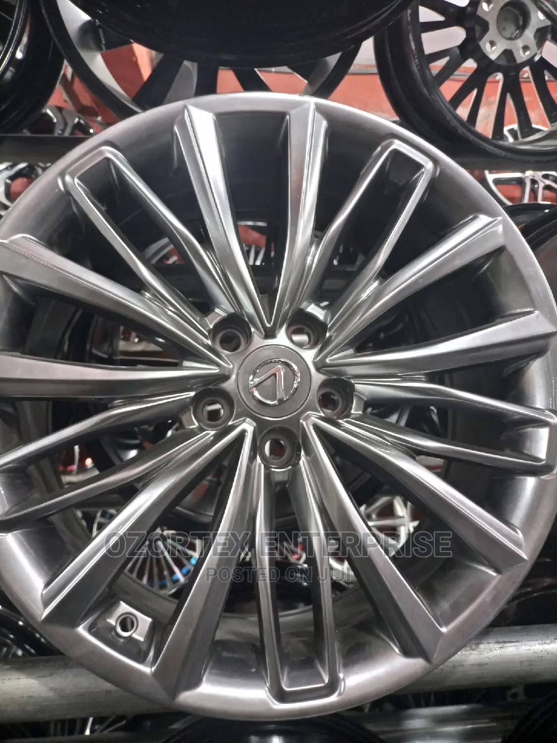 20rim for Lexus Rx350 Toyota Cars.