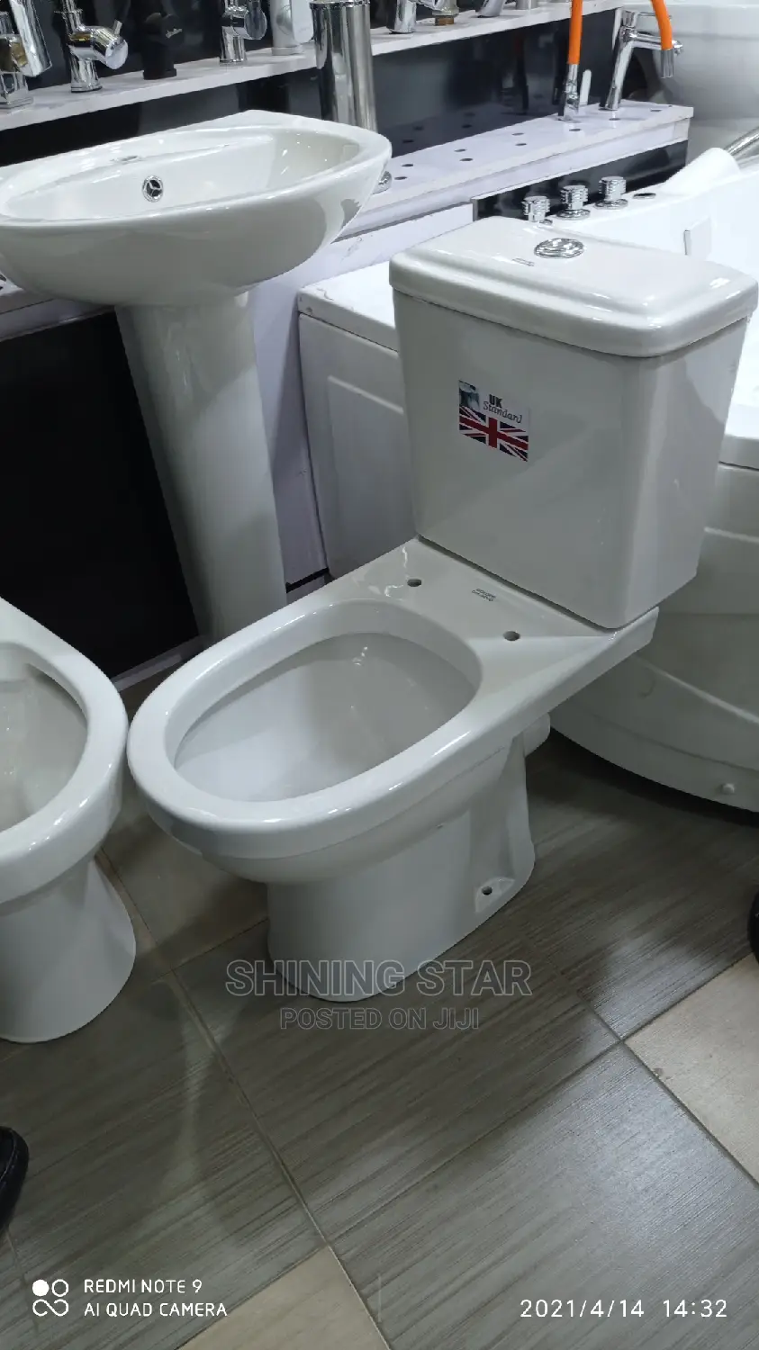 Executive Medium Toilet Set