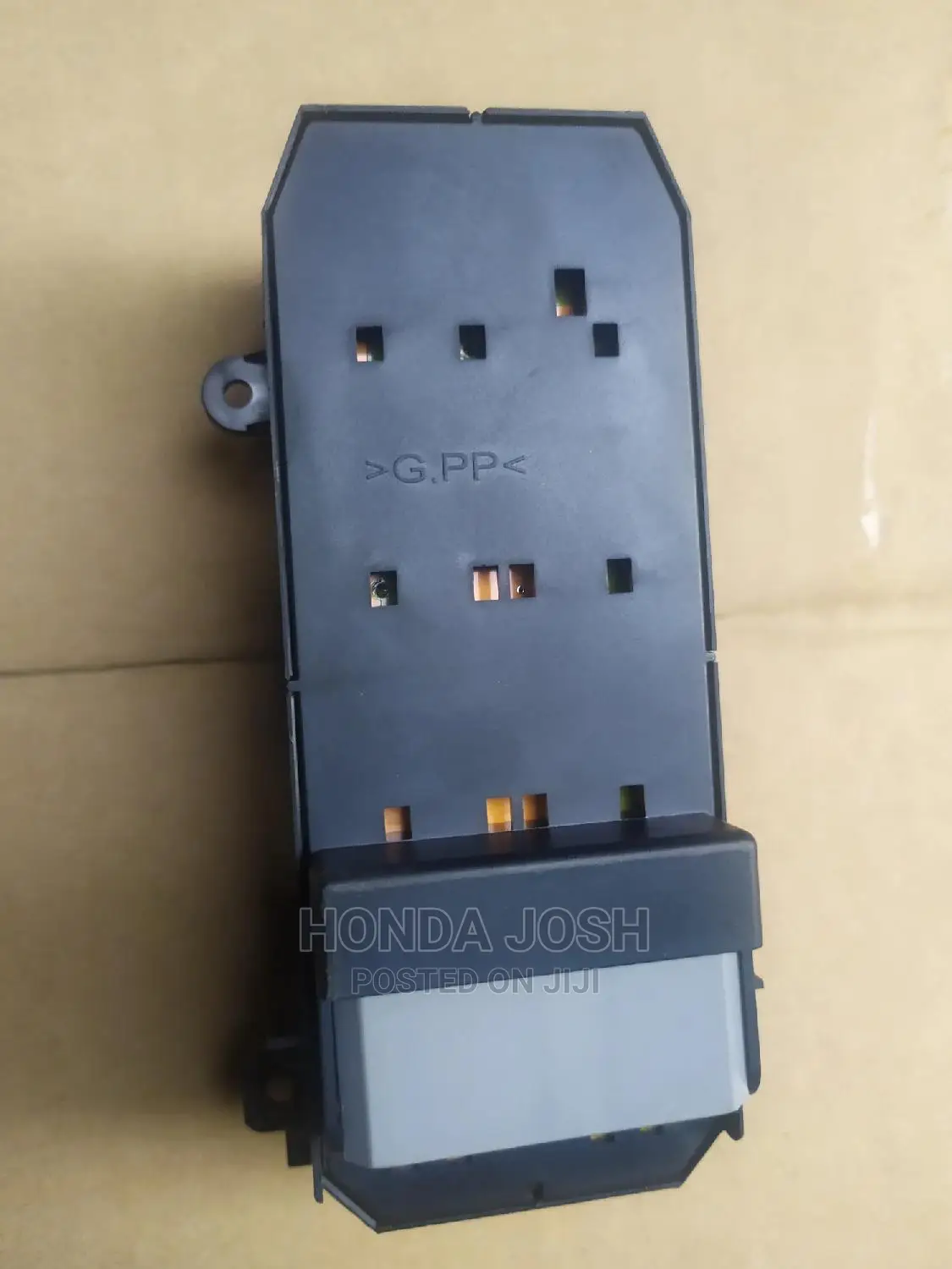 Power Window Control Button 2007-2010 Honda CRV CITY