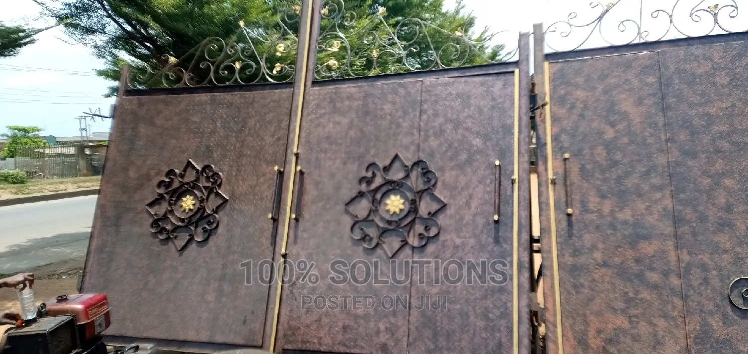 Special Design Gate 4 Sales.Giant and Strong for Your Homes.