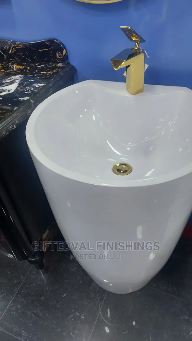 Quality Stand Alone Wash Hand Basin