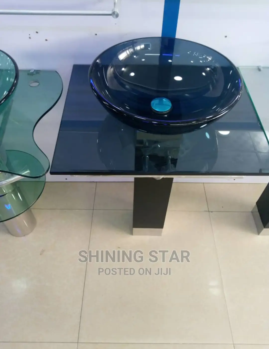 Black Dining Glass Basin