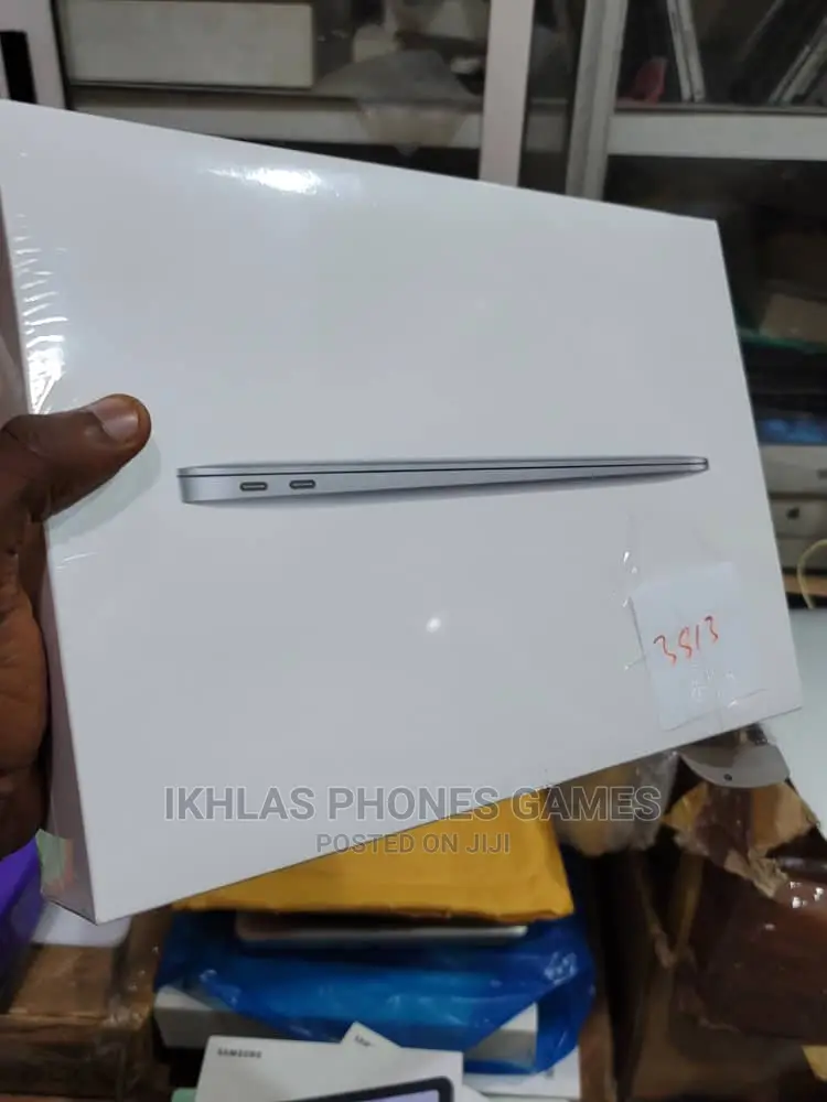 New Laptop Apple MacBook Air 16GB Intel 1T