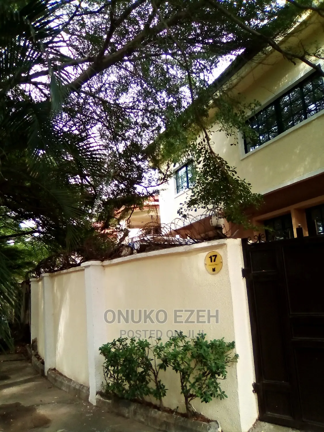 5bdrm Duplex in Maitama for sale