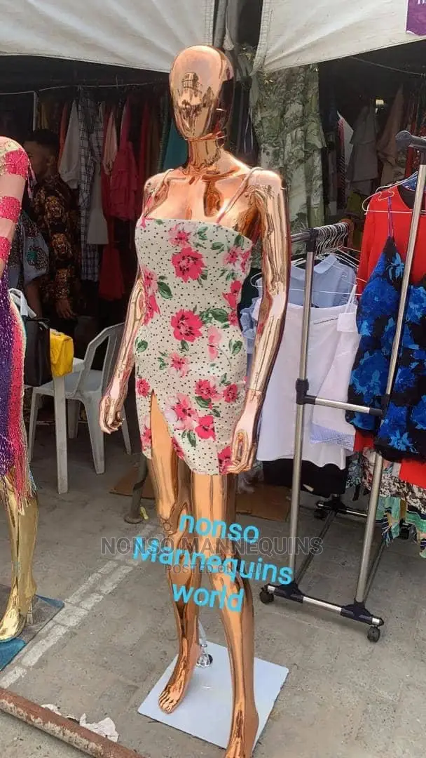 Size 8 Female Rose Gold Display Mannequins