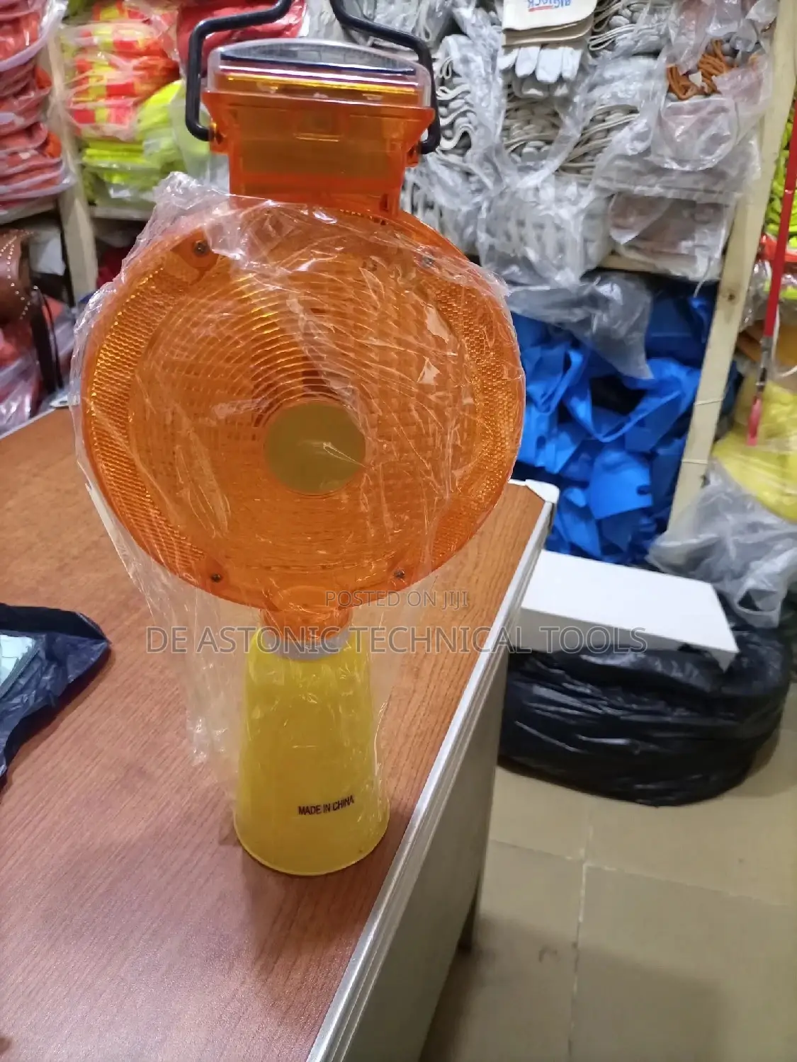 Led Solar Road Safety Traffic Light