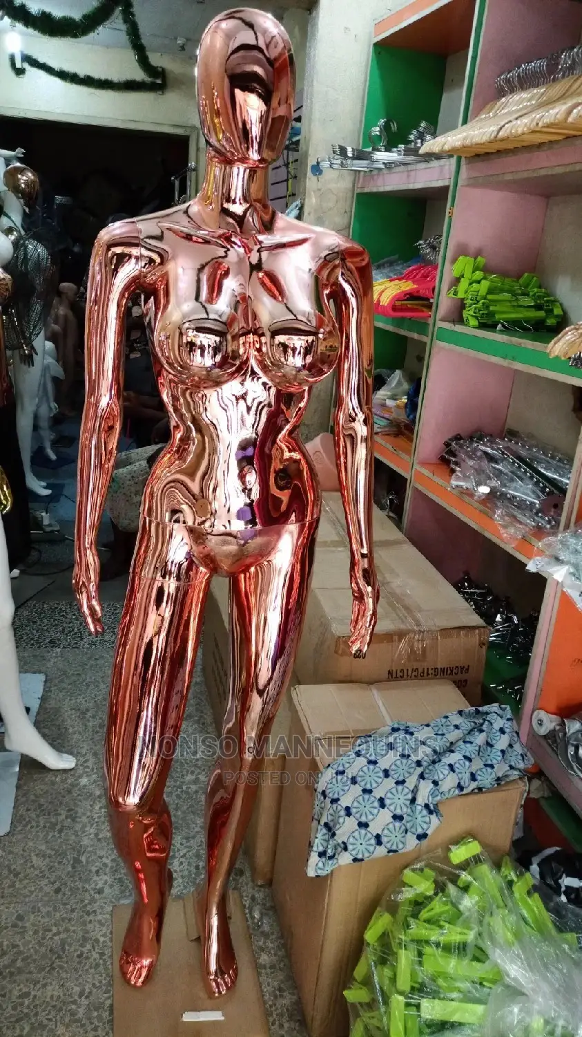 Big Breast Rose Gold Chrome Female Display Mannequins