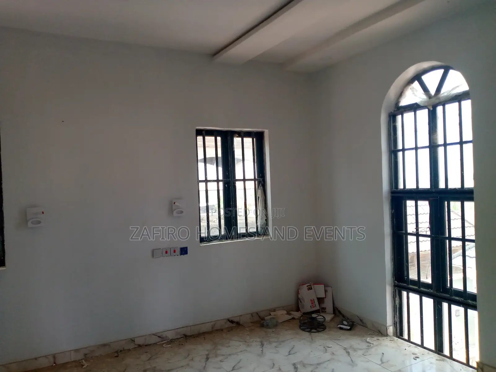 5bdrm Duplex in International Cards, Oluyole Estate for sale