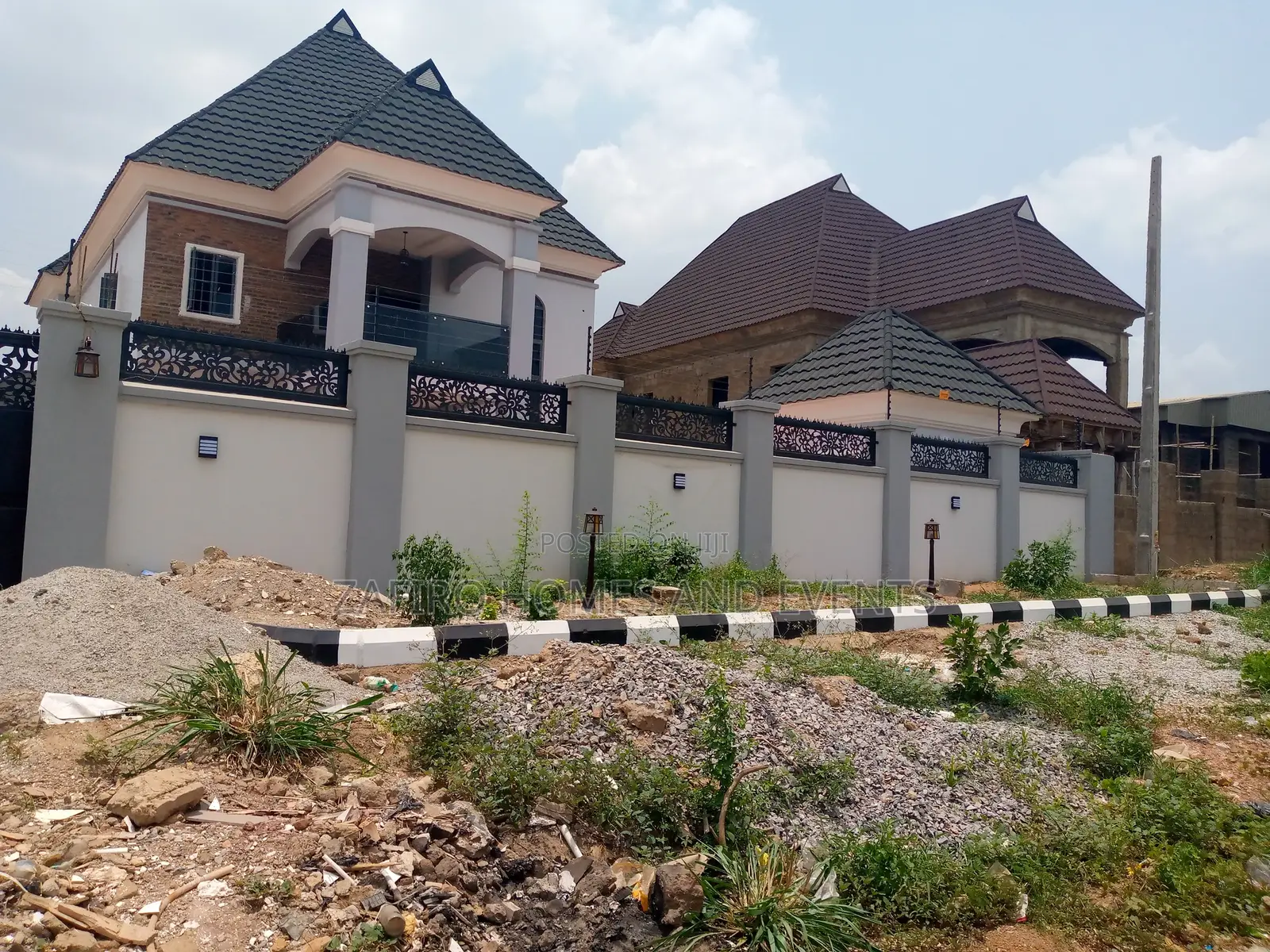 5bdrm Duplex in International Cards, Oluyole Estate for sale