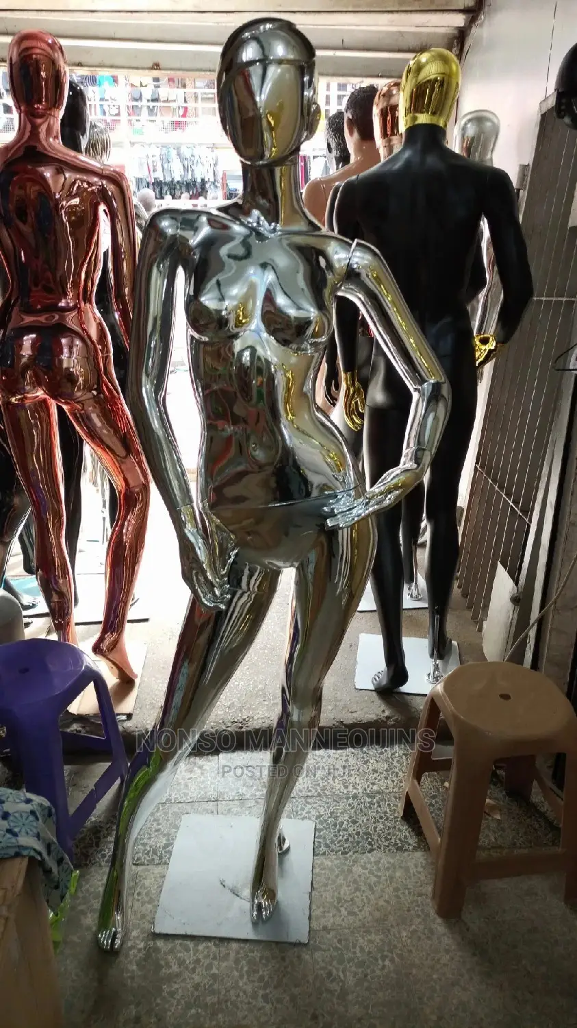 Size 8 Silver Chrome Small Breast Display FEMALE Mannequins