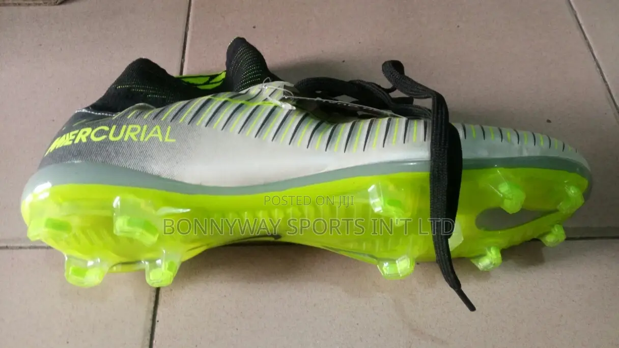 Nike Ankle Soccer Boot Size 45 Nd 44,43,42,41
