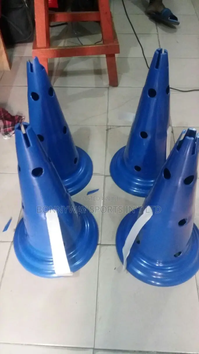 High Quality Demarcating Traffic Standing Cones