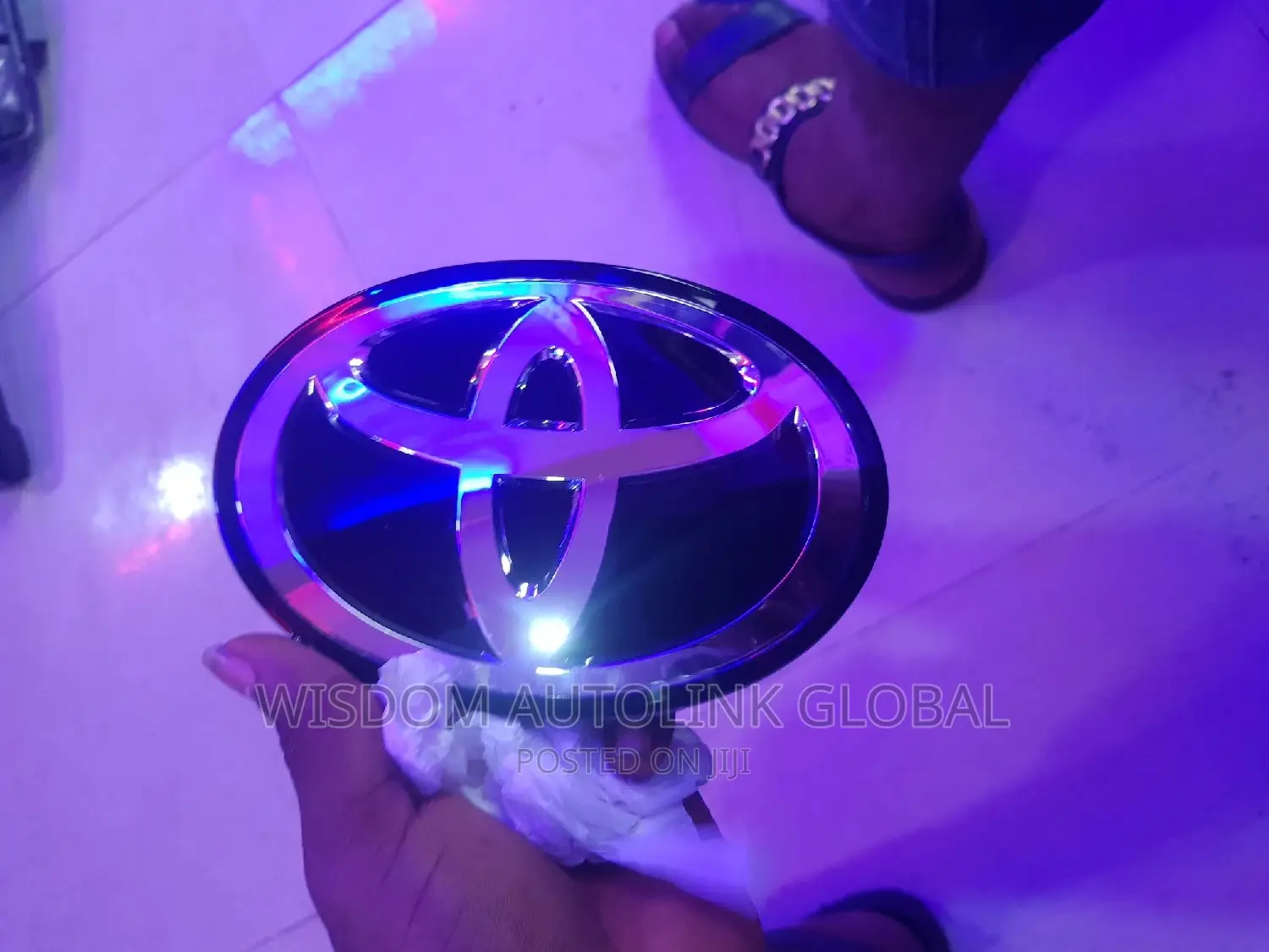 Front Logo/Emblem for Toyota Highlander 2019,2020,2021 Model