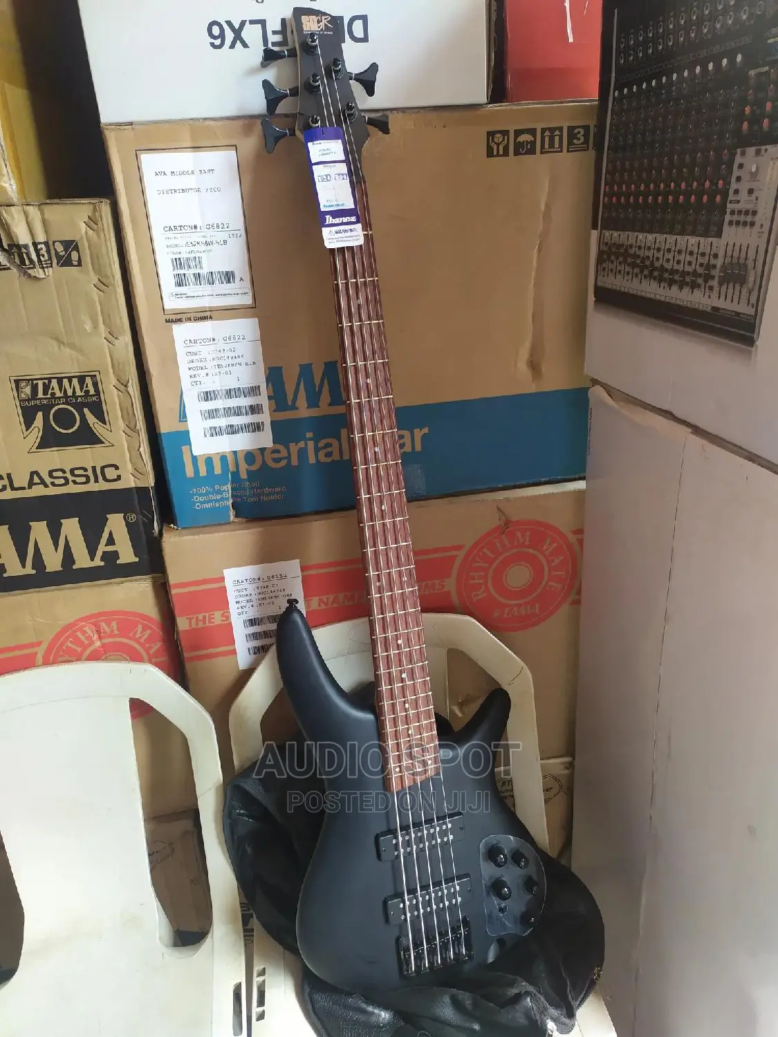 IBANEZ Active 5 Strings Bass Guitar Model Sr305