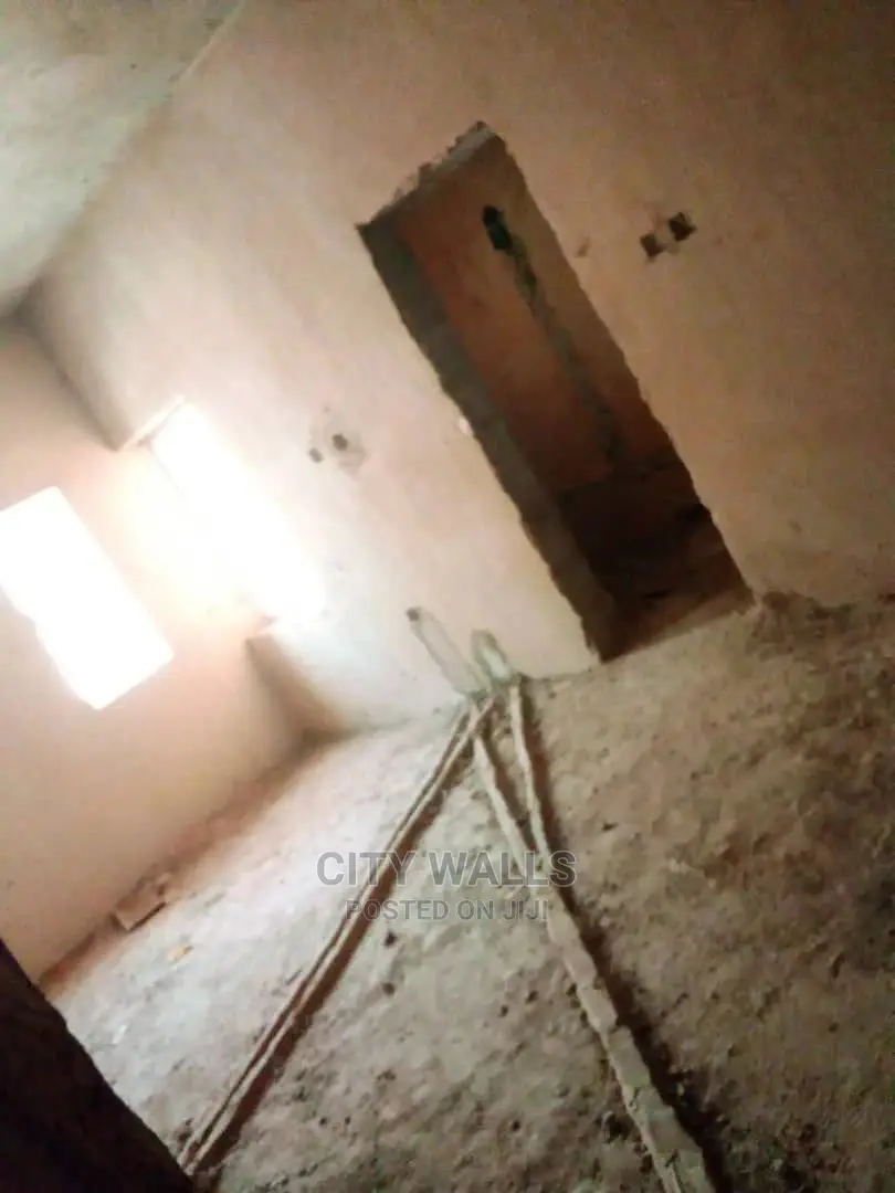 3bdrm Block of Flats in Lekki Gardens, Chevron for sale