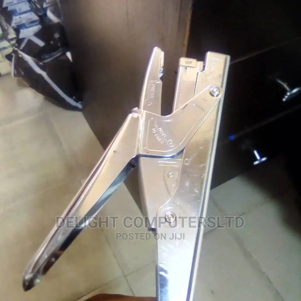 Kangaro Stapler