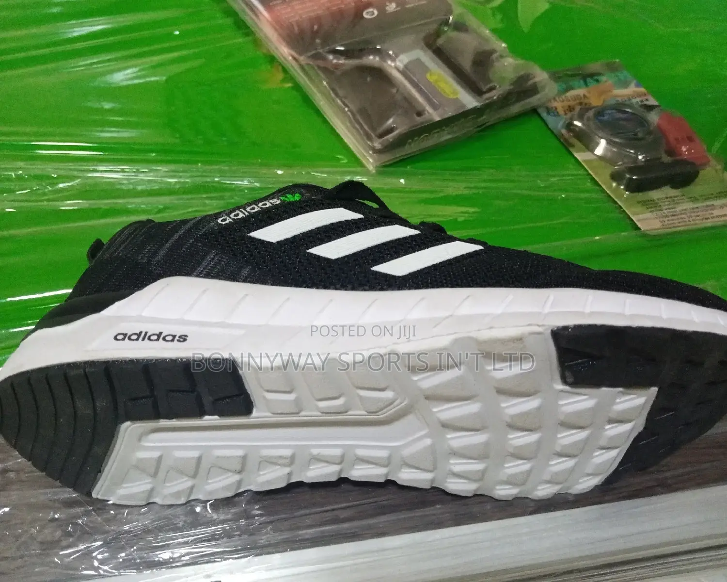 Size 39 Sports Canvas