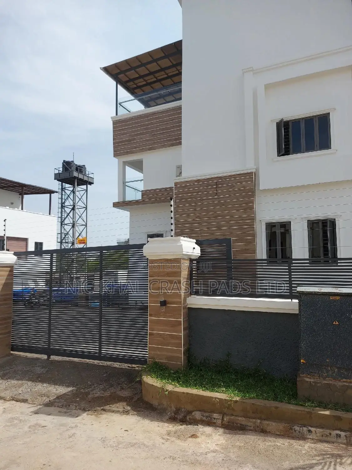 5bdrm Duplex in Guzape for sale