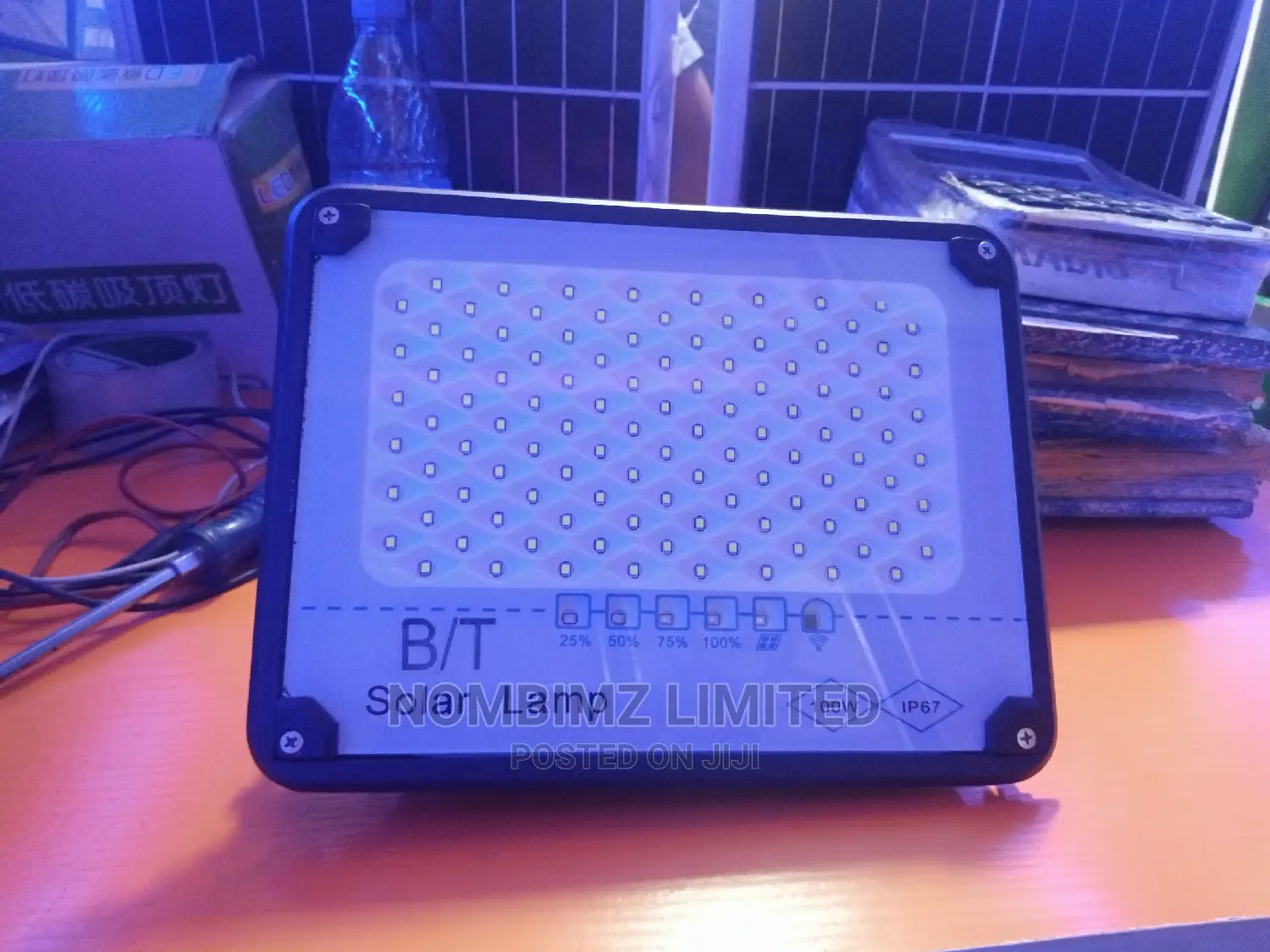 100w B/T Solar/Led Flood Light