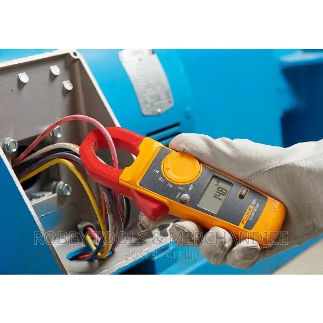 Fluke 302+ CAT Lll Digital Clamp Meter