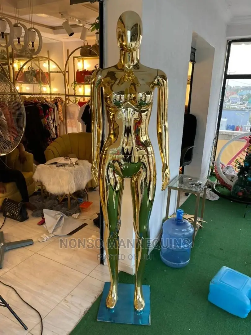 Size 10 Big Breast Female Faceless Gold Chrome Mannequins