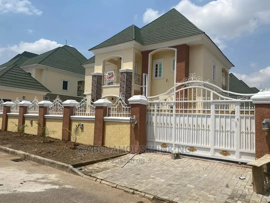 Furnished 5bdrm Duplex in Efab Metropolis, Gwarinpa for sale