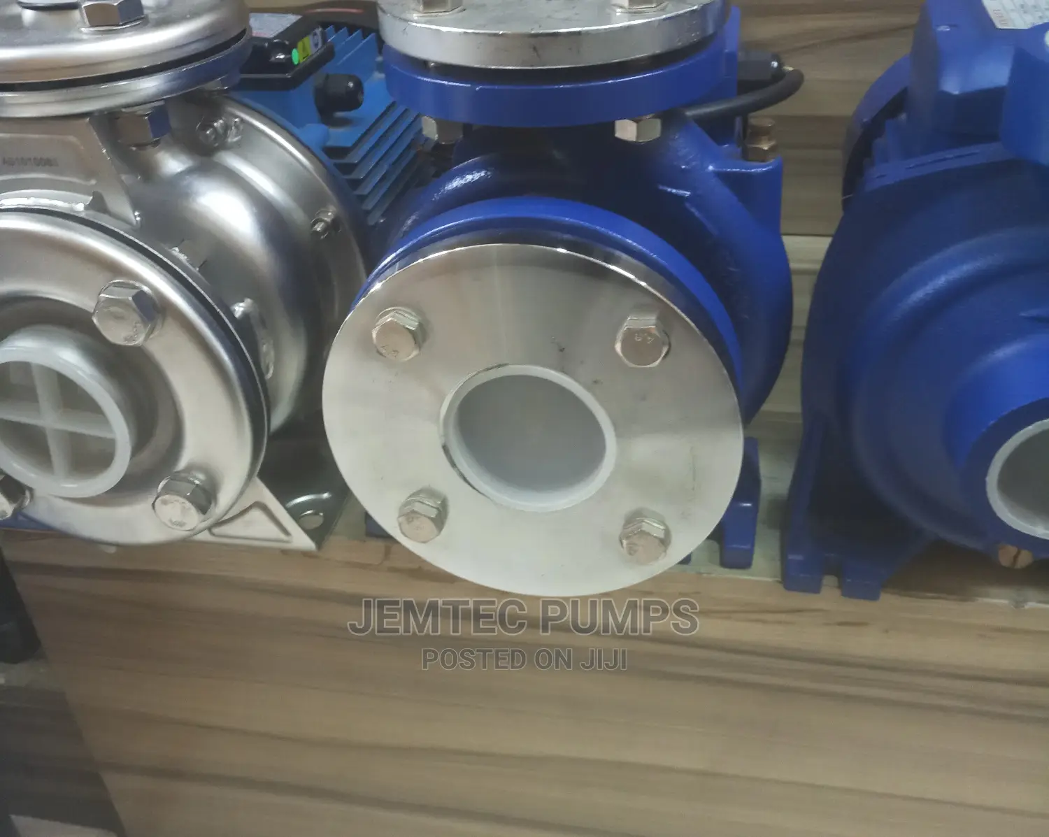 Close Couple Pump