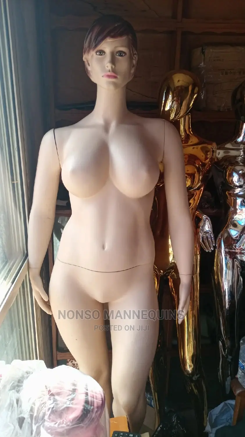 Plus Size Fibre Skin Colour Female Display MANNEQUIN
