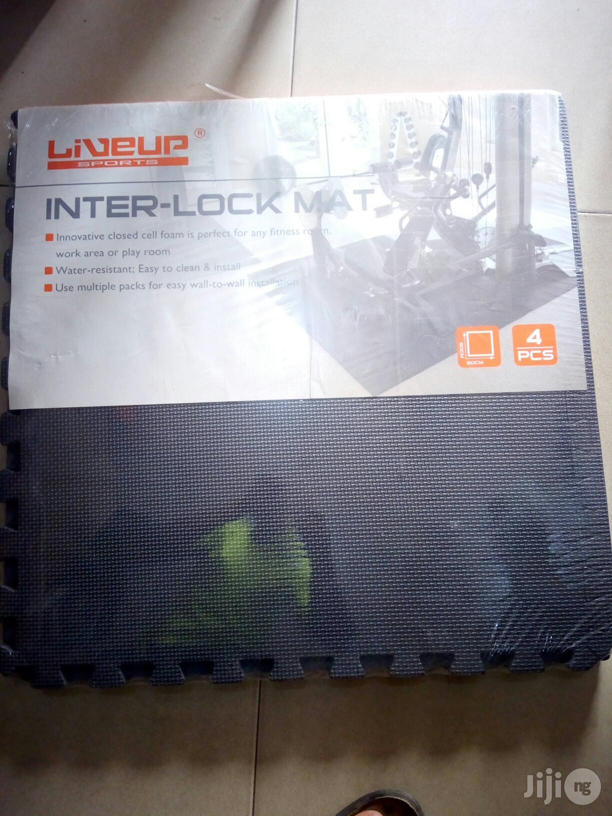 Inter-Lock Mat.