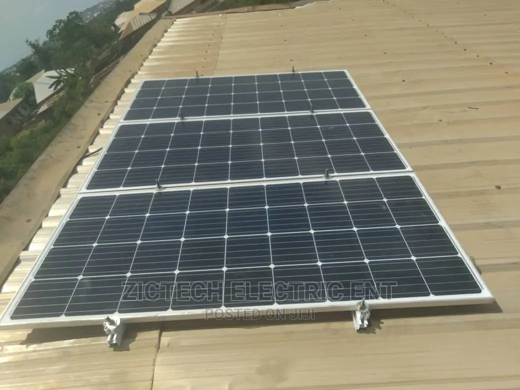 1.7kva/24v Inverter 2 100ah Batteries and 600w Solar Panels