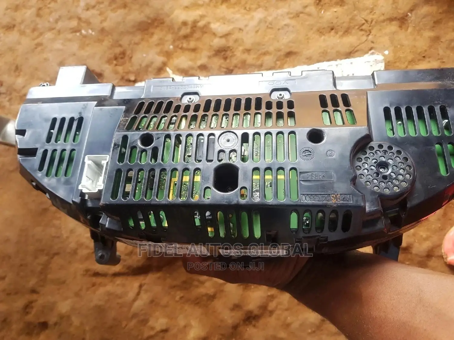 Mercedes C250 C300 C350 Instrument Speedometer Cluster