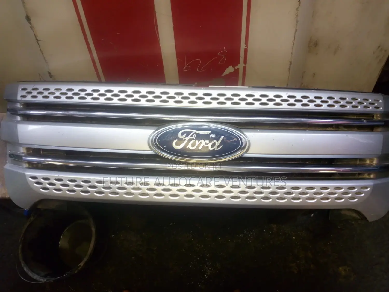2010-2015 Ford Explorer Front Grill
