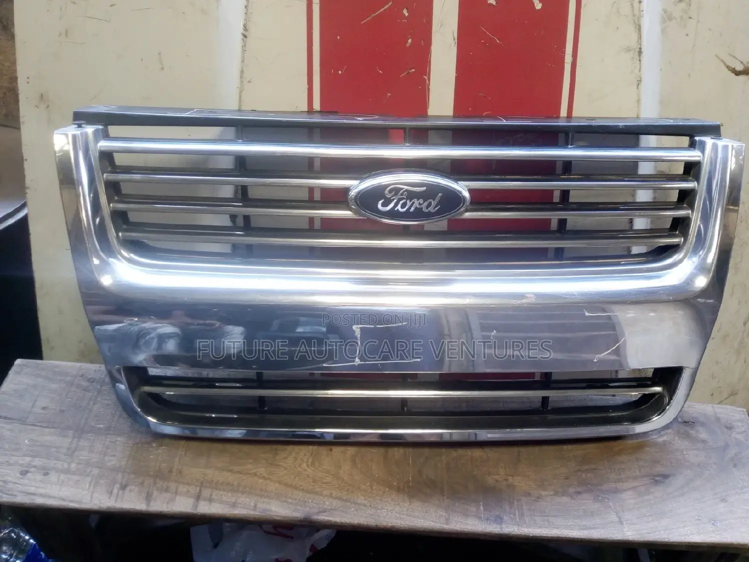 2008 Ford Explorer Front Grill