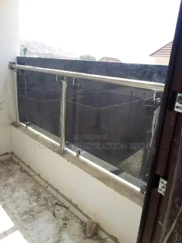 Frameless Glass Handrail
