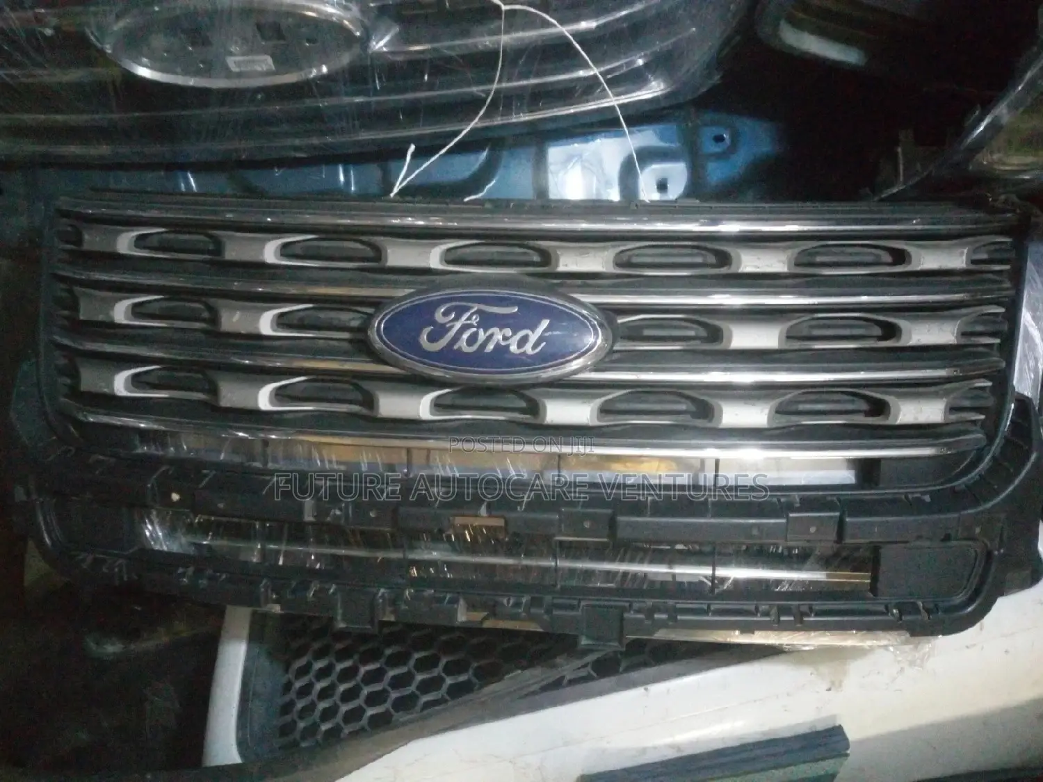 2016-2018 Ford Explorer Front Grill
