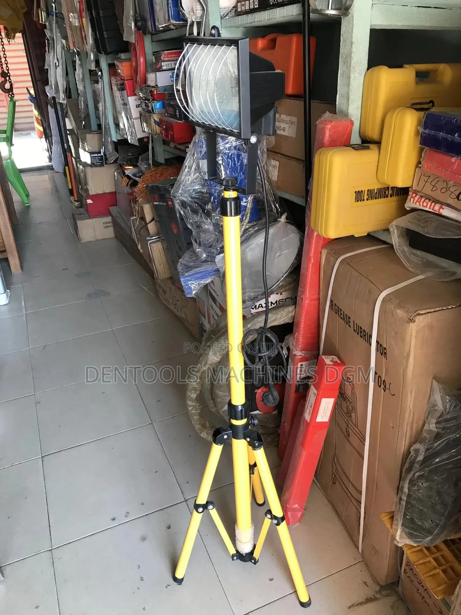 Telescopic Halogen Lamp