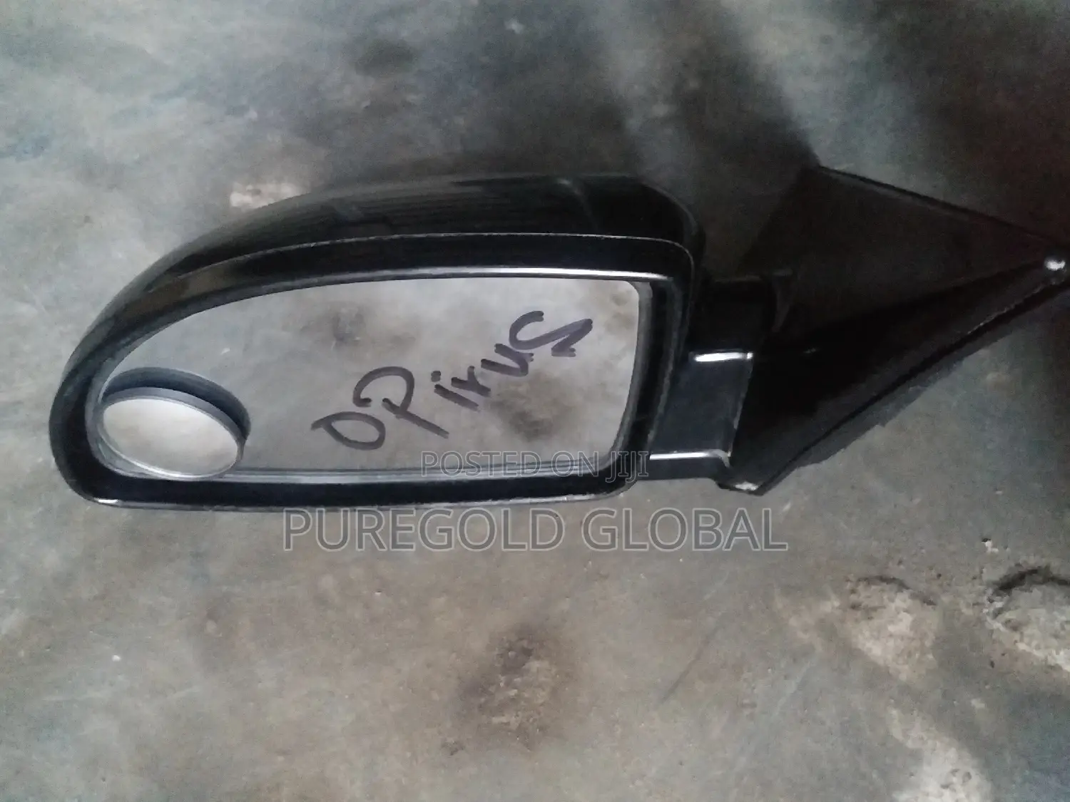 Kia Opirus/ Amanti Side Mirror Available Here