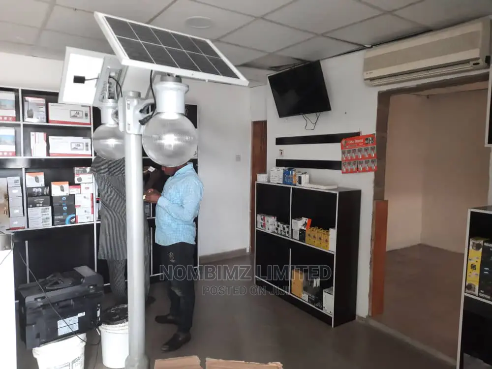 Nombimz Solar Garden Lamp With Double Hand Lamp